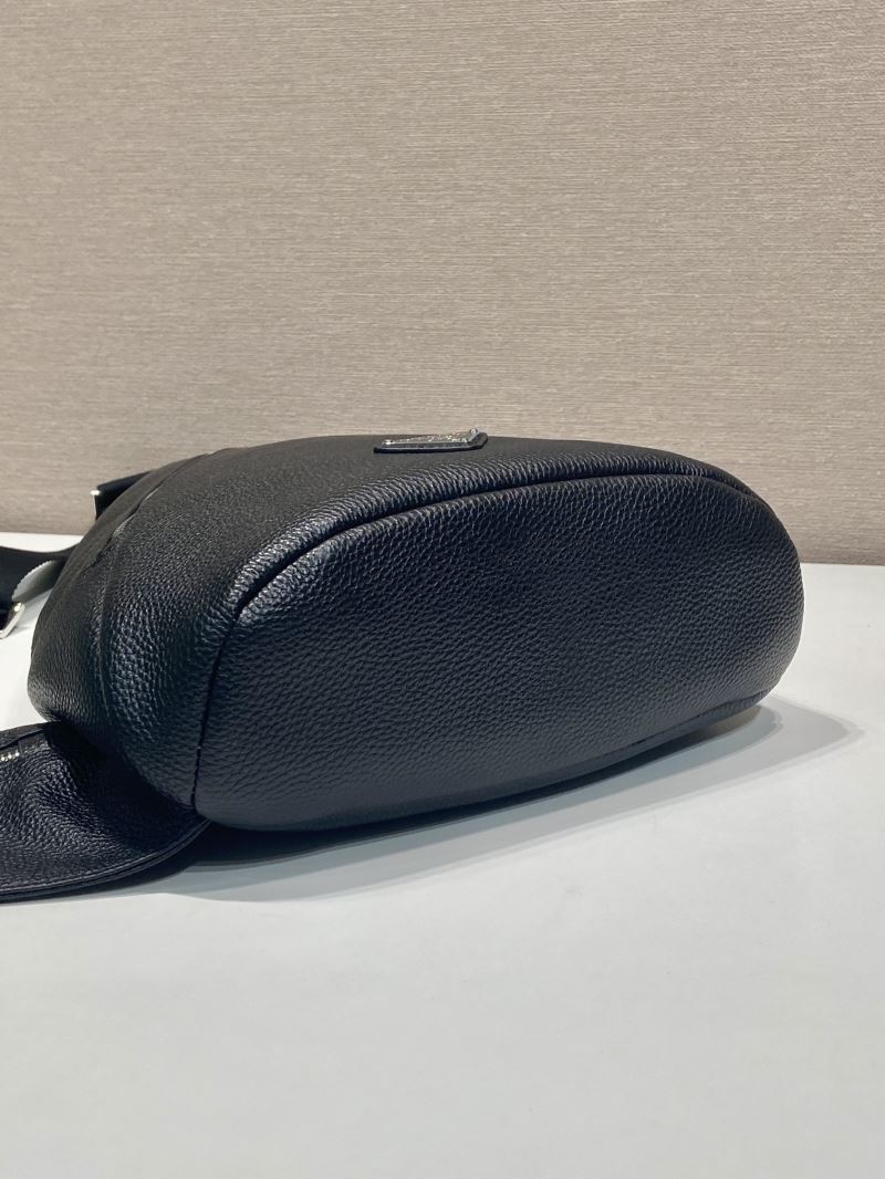 Pra*a waist chest packs